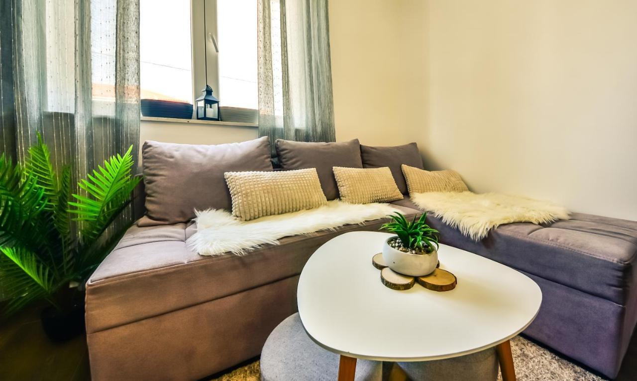 Villa Tara Zadar Bagian luar foto