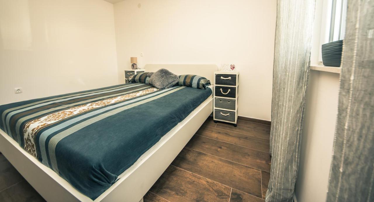 Villa Tara Zadar Bagian luar foto