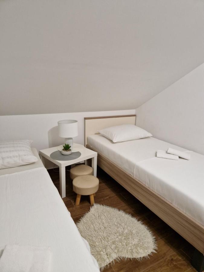 Villa Tara Zadar Bagian luar foto
