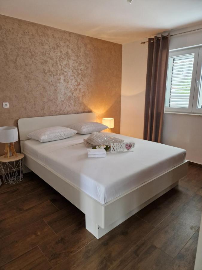 Villa Tara Zadar Bagian luar foto