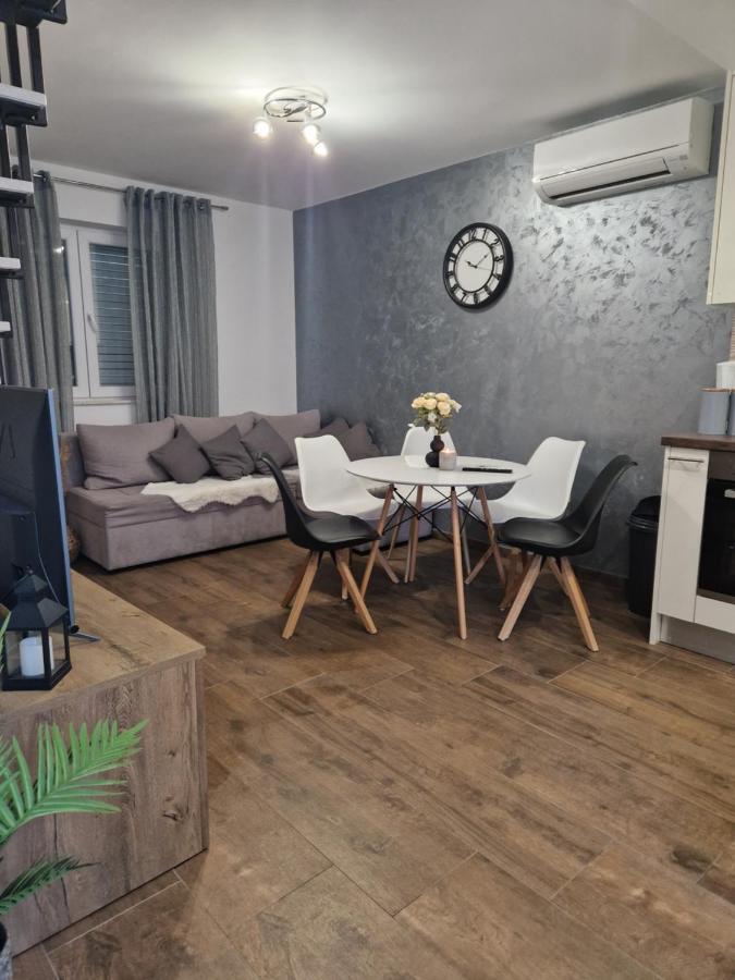 Villa Tara Zadar Bagian luar foto